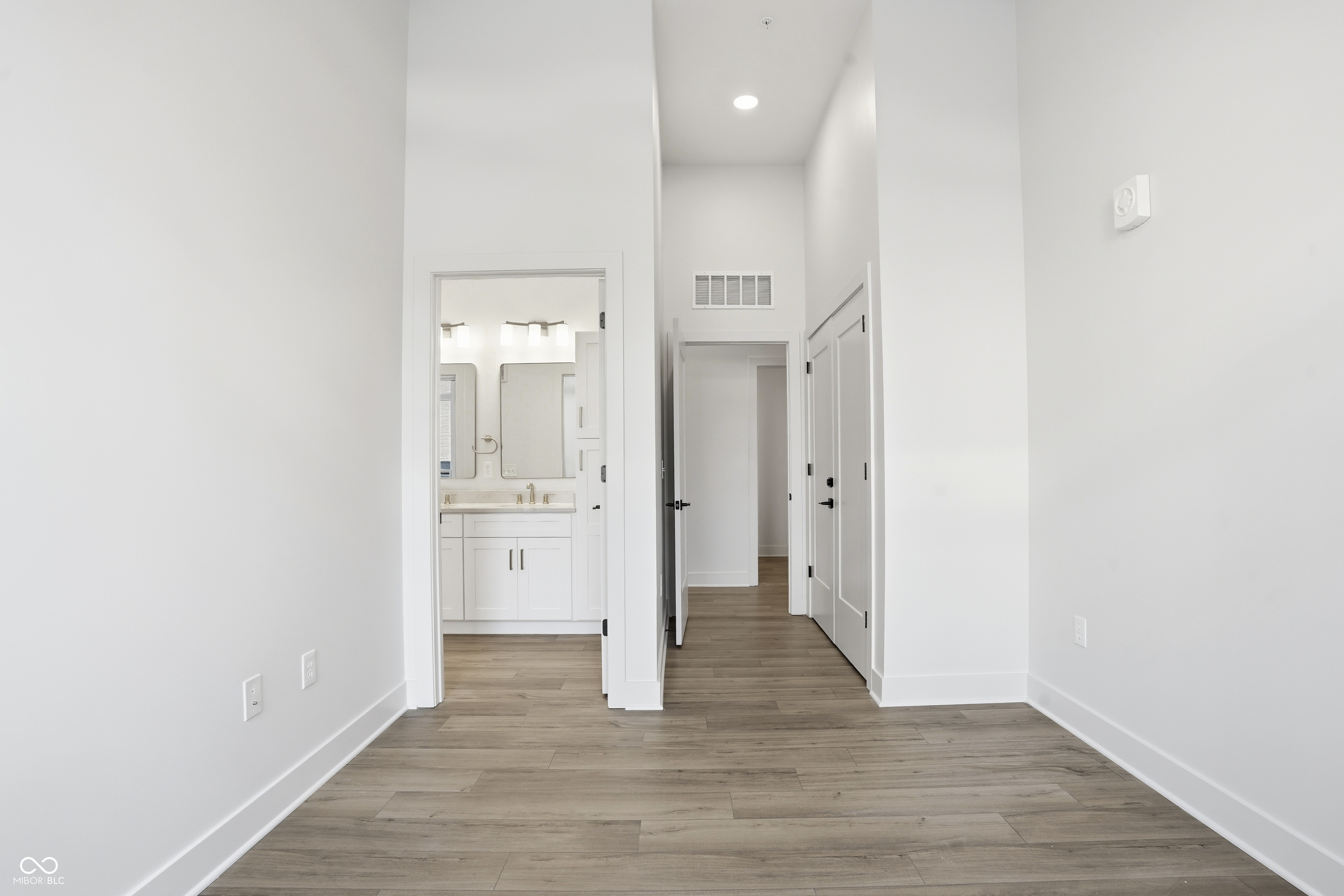 Carmel, Indiana, 46032, United States, 3 Bedrooms Bedrooms, ,3 BathroomsBathrooms,Residential,For Sale,2023630