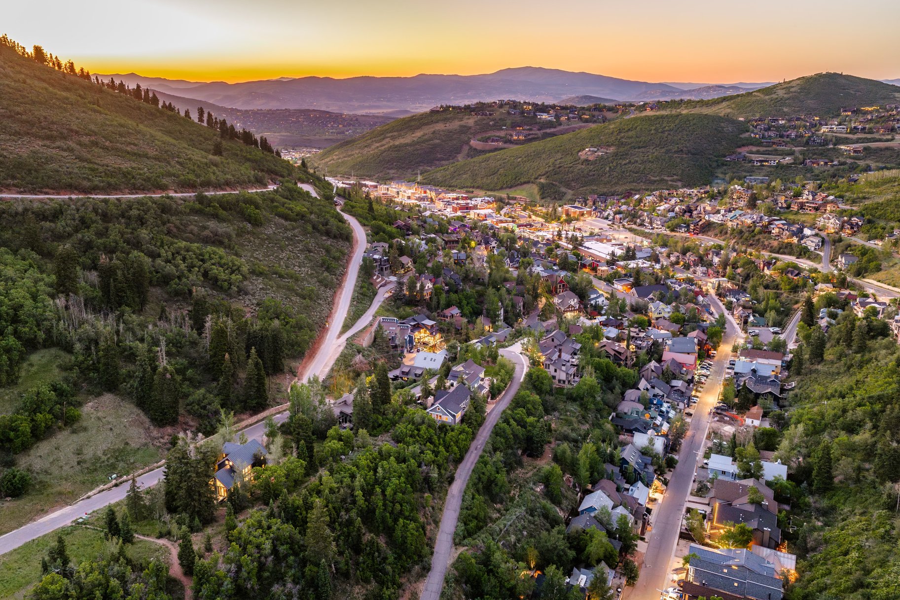  Old Town Opportunity Perched above Daly Canyon and Main Street - 物件實景