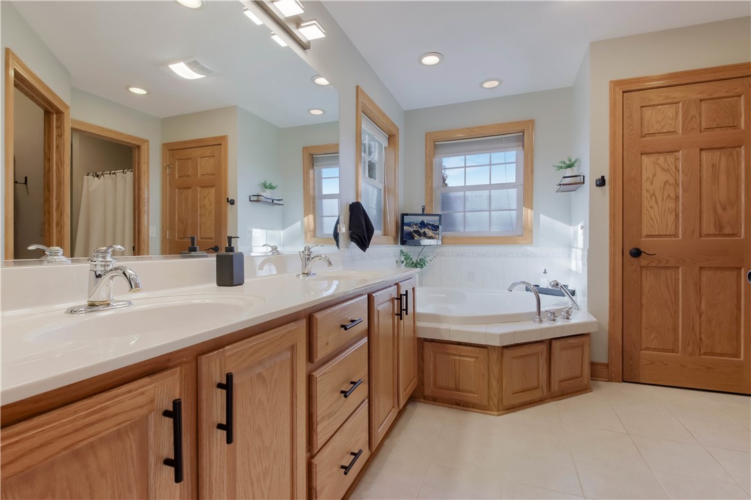 Chippewa Falls, Wisconsin, 54729, United States, 3 Bedrooms Bedrooms, ,4 BathroomsBathrooms,Residential,For Sale,1994232