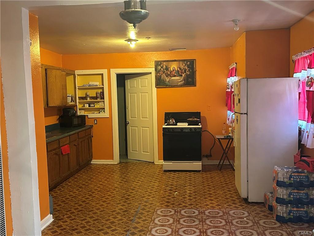 Los Angeles, California, 90011, United States, 3 Bedrooms Bedrooms, ,1 BathroomBathrooms,Residential,For Sale,1944961