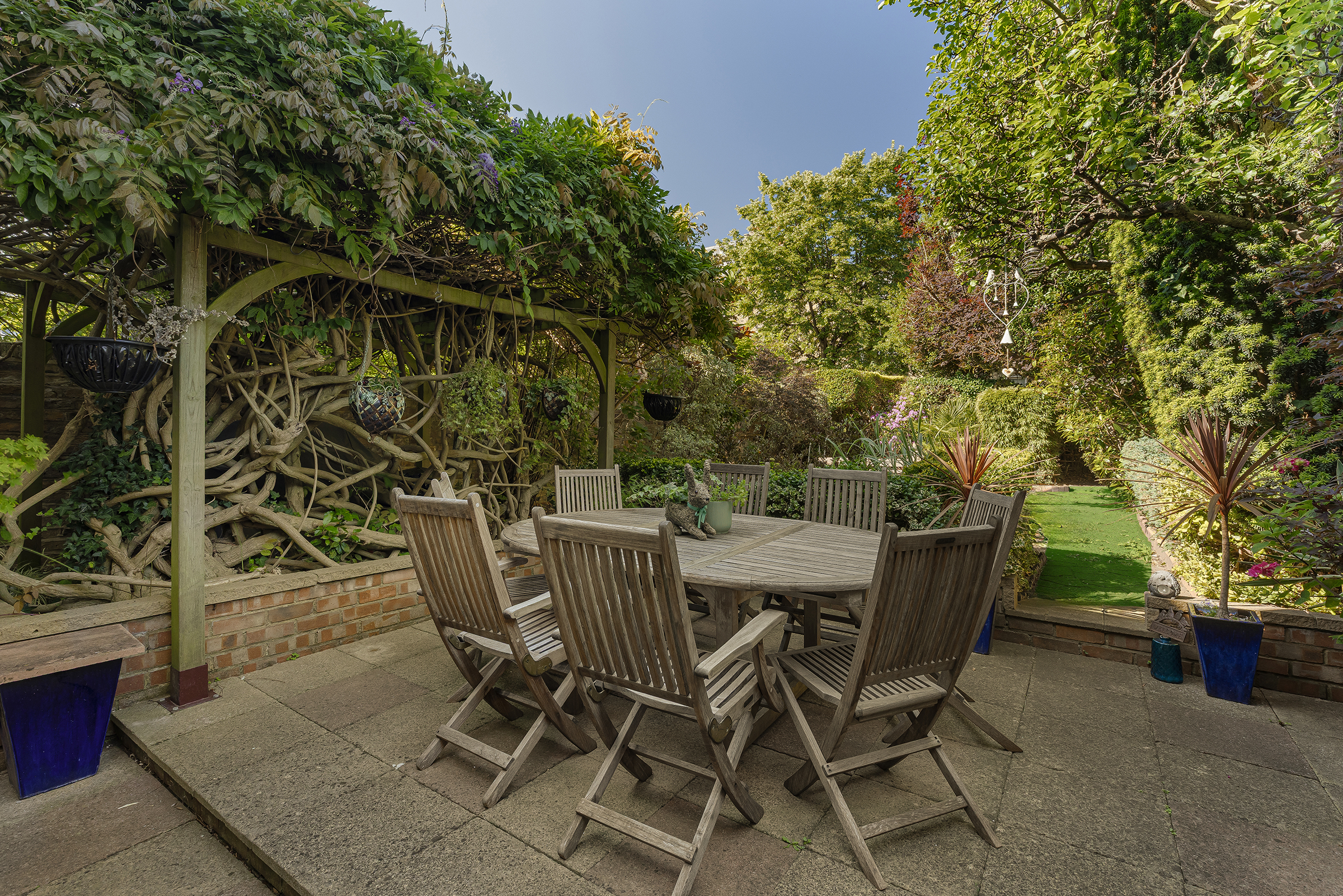  A Handsome Fulham House with a 92ft South-West Facing Garden - 物件實景