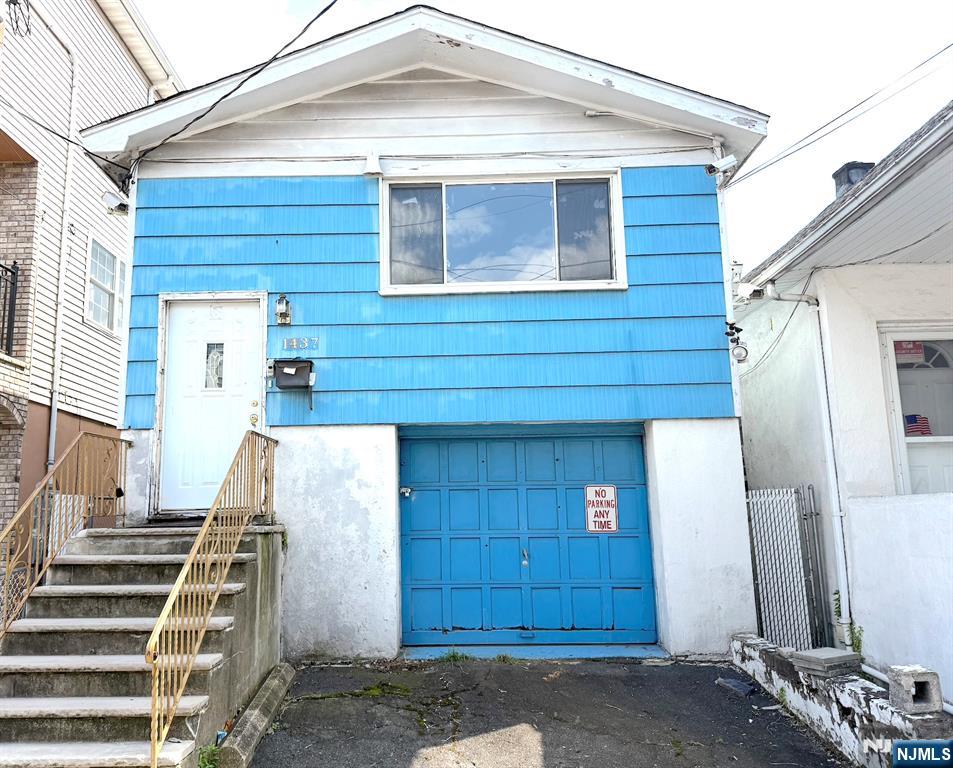 North Bergen, New Jersey, 07047, United States, 3 Bedrooms Bedrooms, ,2 BathroomsBathrooms,Residential,For Sale,1875990