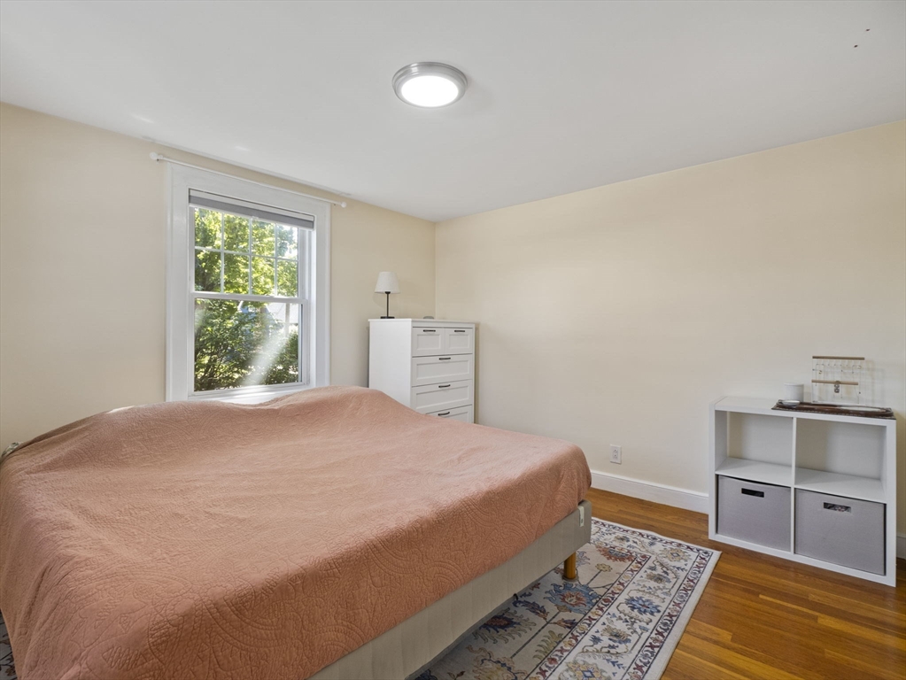 Peabody, Massachusetts, 01960, United States, 2 Bedrooms Bedrooms, ,1 BathroomBathrooms,Residential,For Sale,1930941