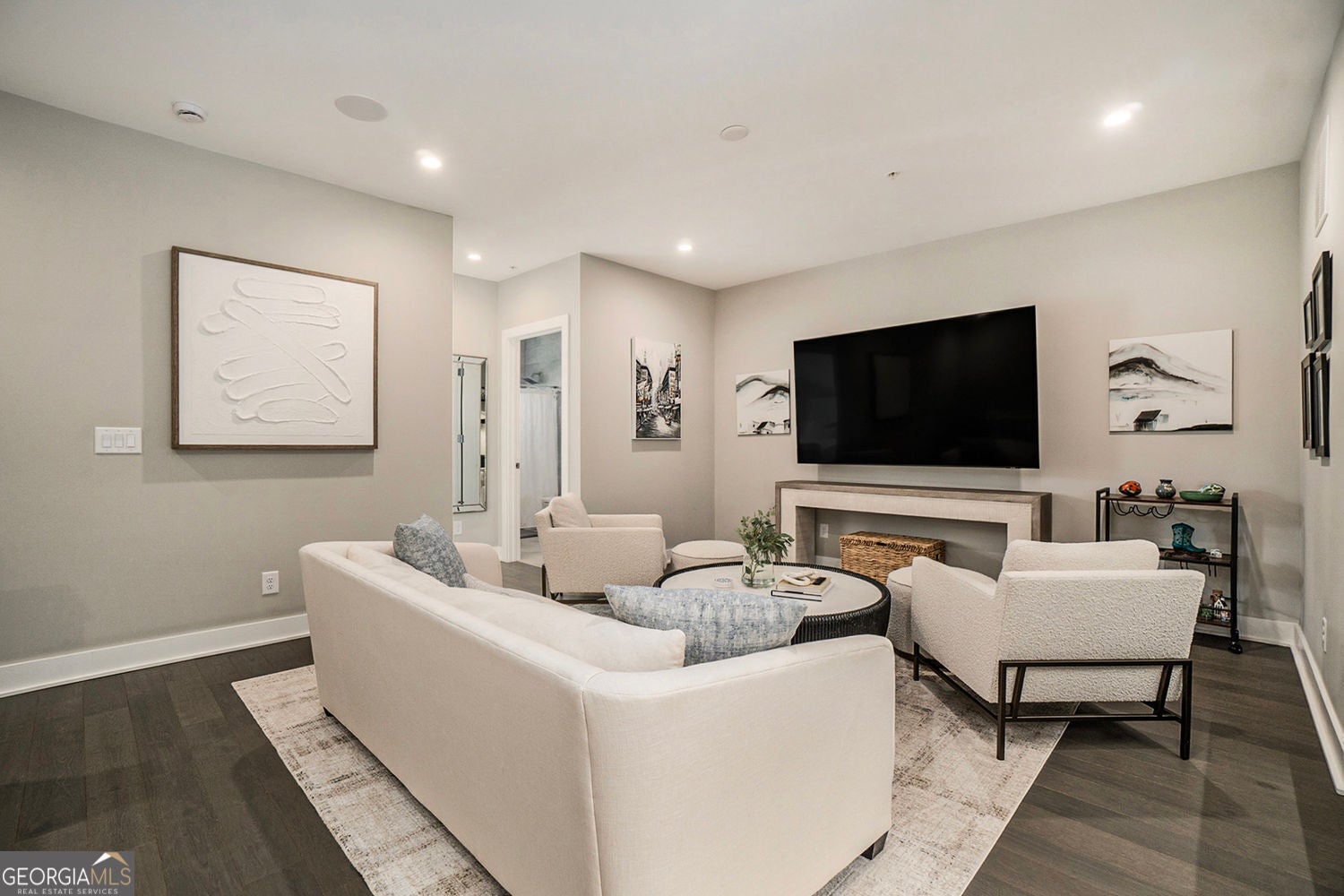 Atlanta, Georgia, 30307, United States, 4 Bedrooms Bedrooms, ,5 BathroomsBathrooms,Residential,For Sale,1997866