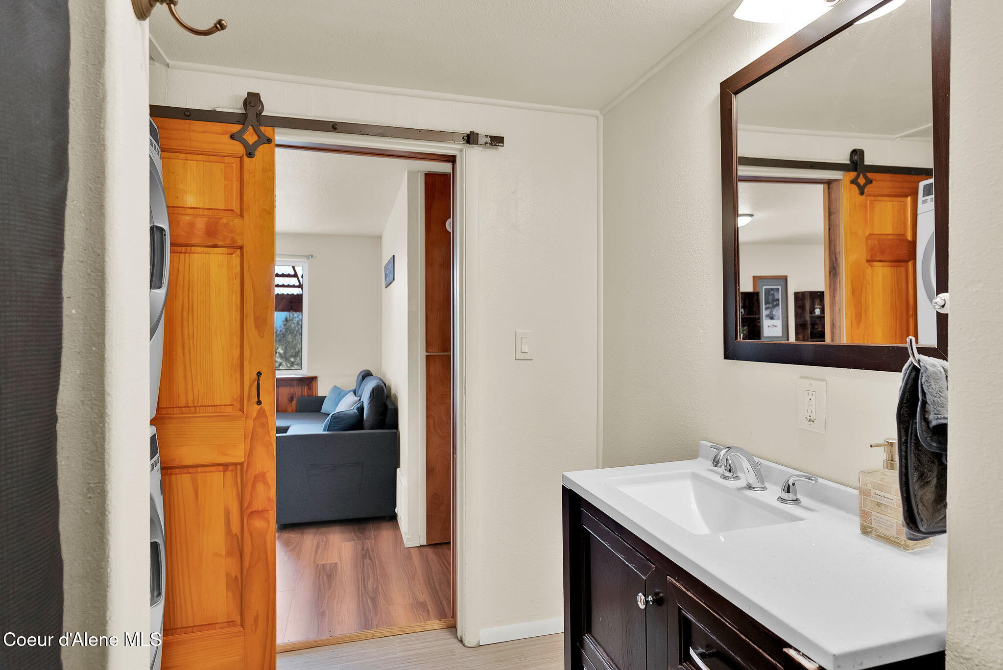 Orofino, Idaho, 83544, United States, 4 Bedrooms Bedrooms, ,Residential,For Sale,1991017