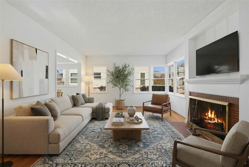 San Gabriel, California, 91775, United States, 3 Bedrooms Bedrooms, ,3 BathroomsBathrooms,Residential,For Sale,2003322