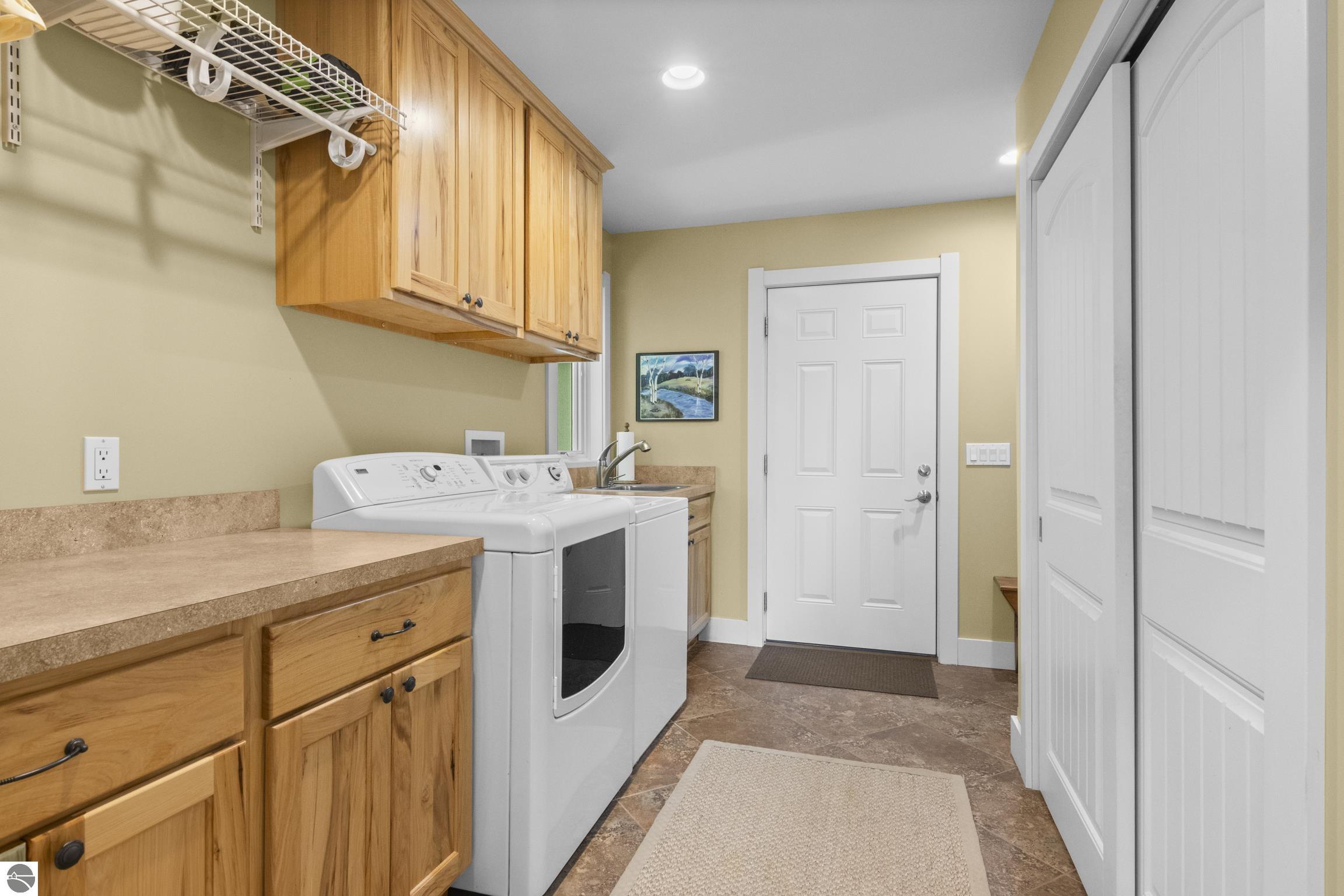 Traverse City, Michigan, 49696, United States, 4 Bedrooms Bedrooms, ,2 BathroomsBathrooms,Residential,For Sale,1975308