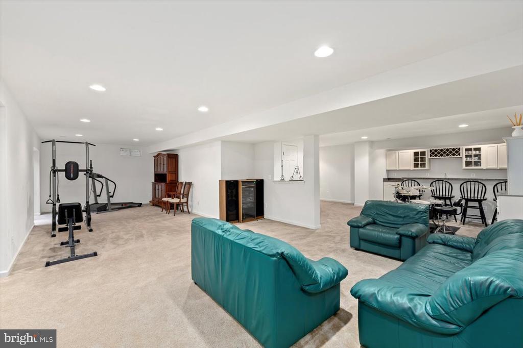 Spotsylvania, Virginia, 22553, United States, 4 Bedrooms Bedrooms, ,5 BathroomsBathrooms,Residential,For Sale,1895881