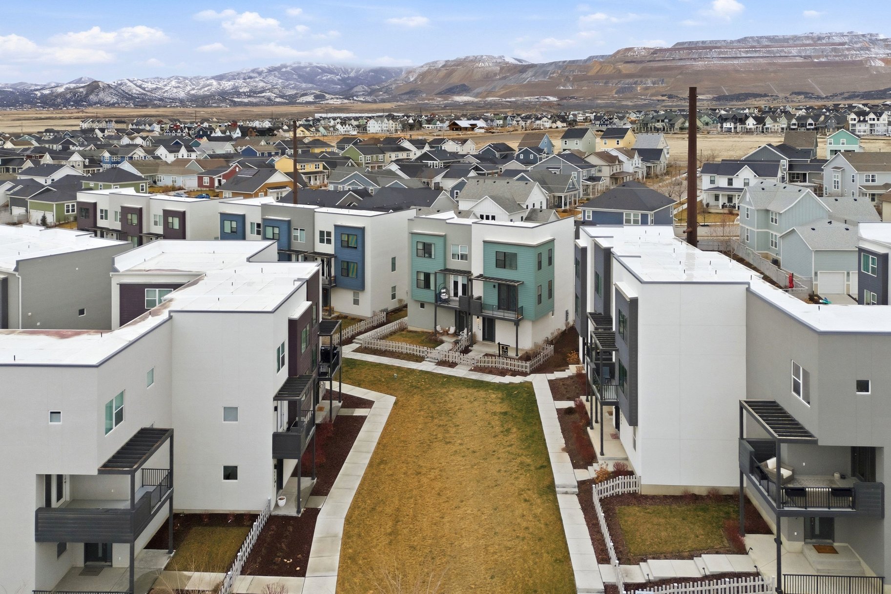  Smart Home Townhome - 物件實景