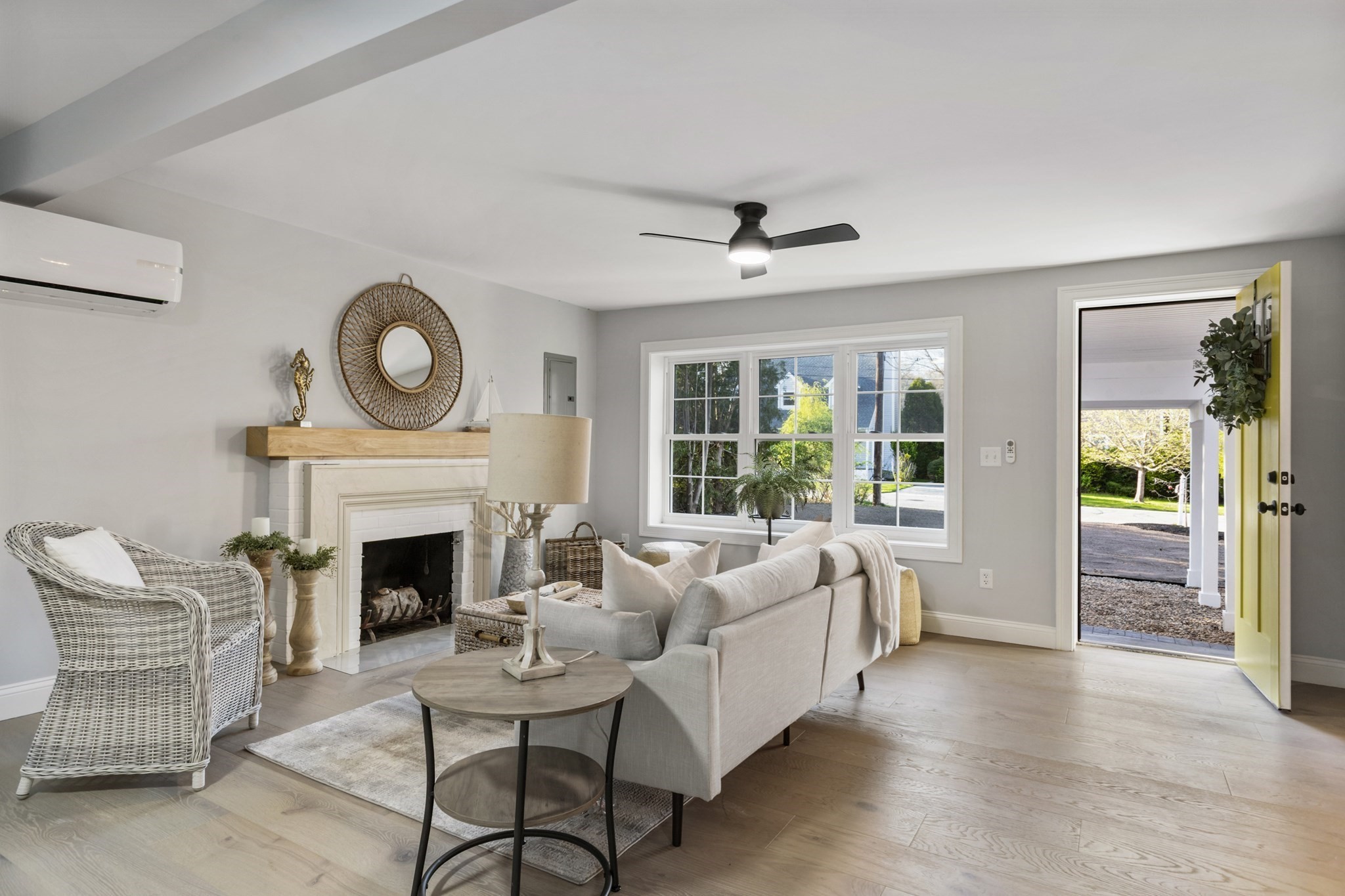 South Dartmouth, Massachusetts, 02748, United States, 4 Bedrooms Bedrooms, ,2 BathroomsBathrooms,Residential,For Sale,1977281