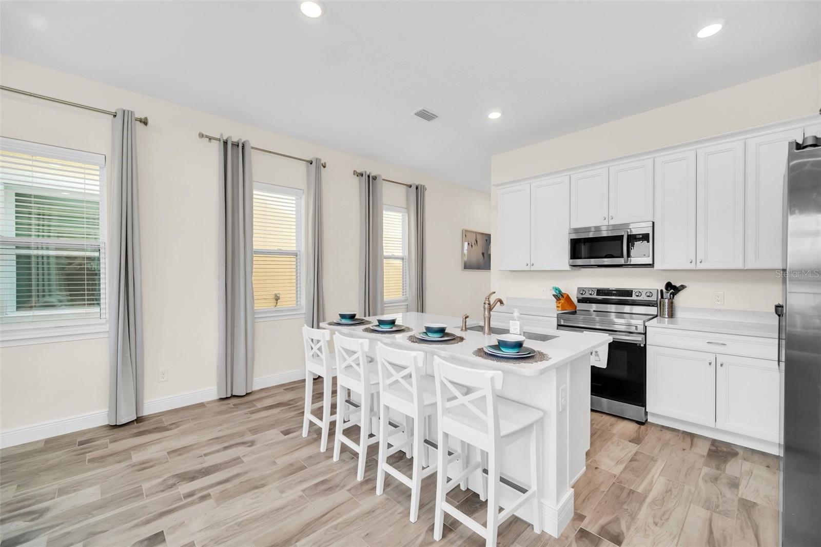 KISSIMMEE, Florida, 34747, United States, 3 Bedrooms Bedrooms, ,3 BathroomsBathrooms,Residential,For Sale,1921670