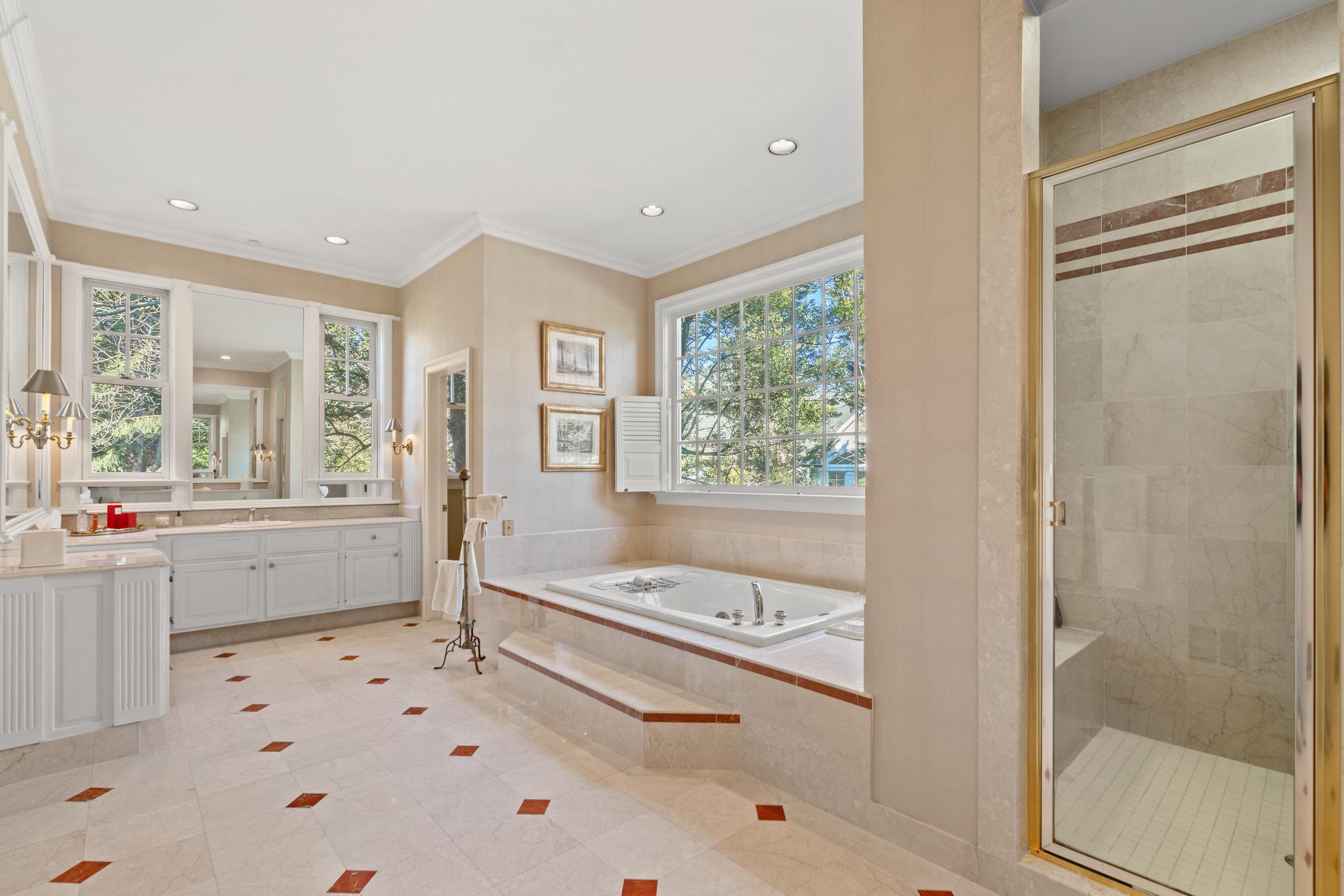  1110 Harvey Road, Mclean, VA, 22101 - 物件實景