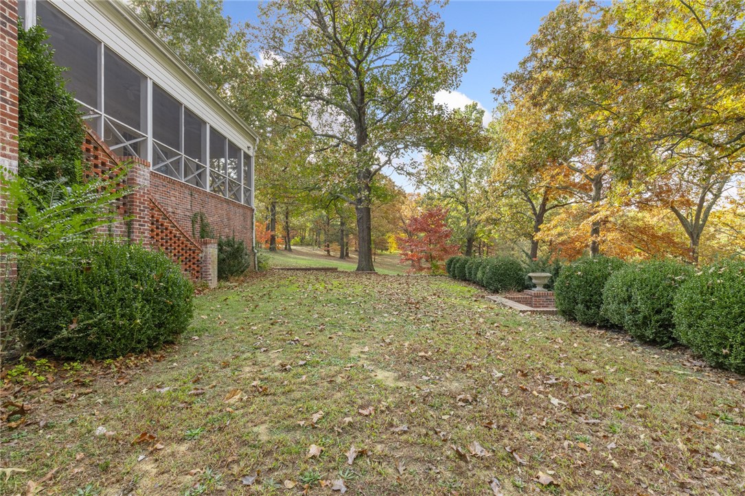 Harrison, Arkansas, 72601, United States, 4 Bedrooms Bedrooms, ,5 BathroomsBathrooms,Residential,For Sale,1989365