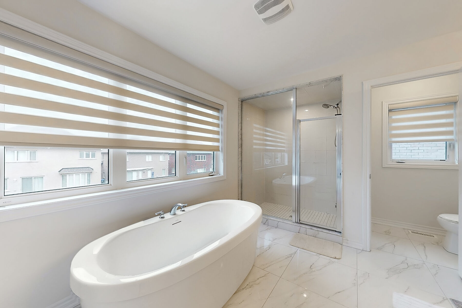  Luxury Alcona Living - 物件實景