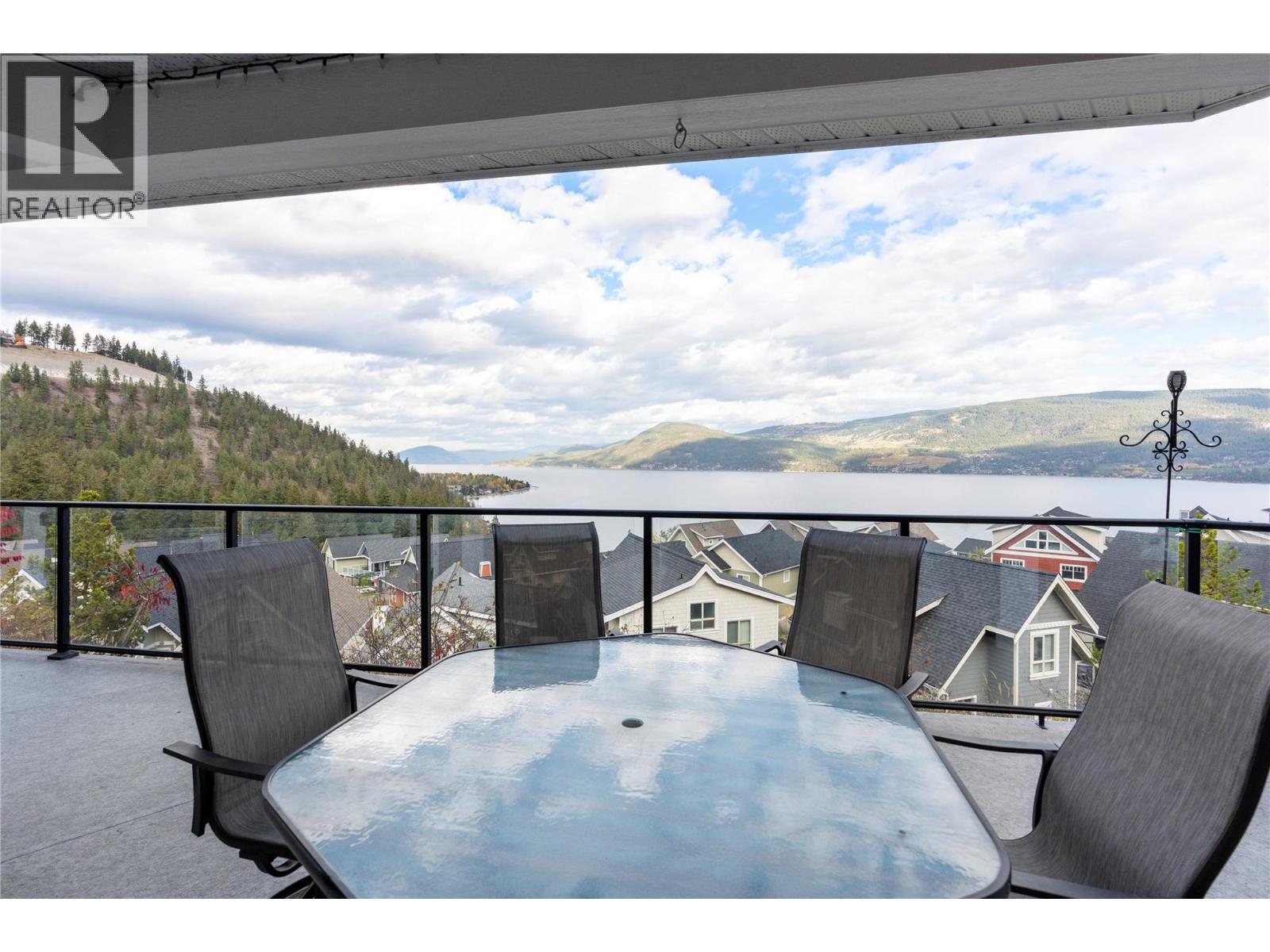 KELOWNA, British Columbia, V1Z 3R8, CA, 2 Bedrooms Bedrooms, ,2 BathroomsBathrooms,Residential,For Sale,1950857