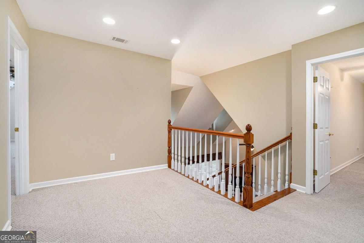 Ellijay, Georgia, 30536, United States, 5 Bedrooms Bedrooms, ,5 BathroomsBathrooms,Residential,For Sale,1859119