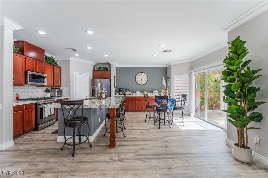 Las Vegas, Nevada, 89178, United States, 4 Bedrooms Bedrooms, ,3 BathroomsBathrooms,Residential,For Sale,2005367