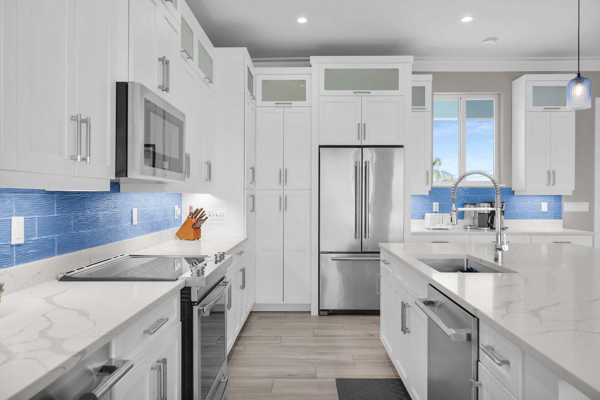 MARATHON, Florida, 33050, United States, 4 Bedrooms Bedrooms, ,4 BathroomsBathrooms,Residential,For Sale,1994527