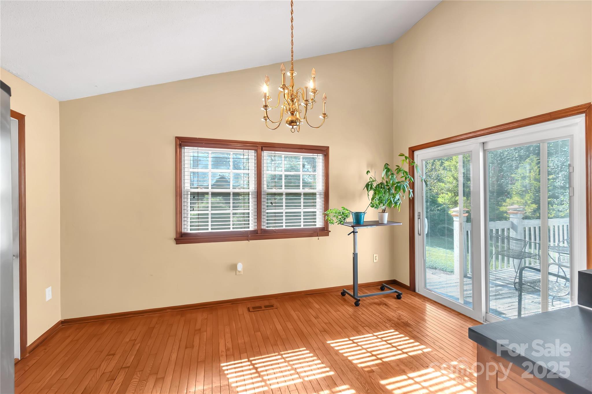 Kings Mountain, North Carolina, 28086, United States, 3 Bedrooms Bedrooms, ,3 BathroomsBathrooms,Residential,For Sale,1941598