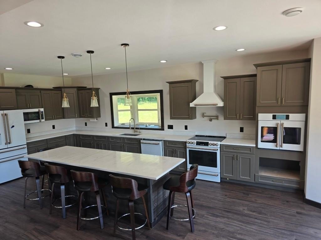 Parkers Prairie, Minnesota, 56361, United States, 6 Bedrooms Bedrooms, ,3 BathroomsBathrooms,Residential,For Sale,2026101