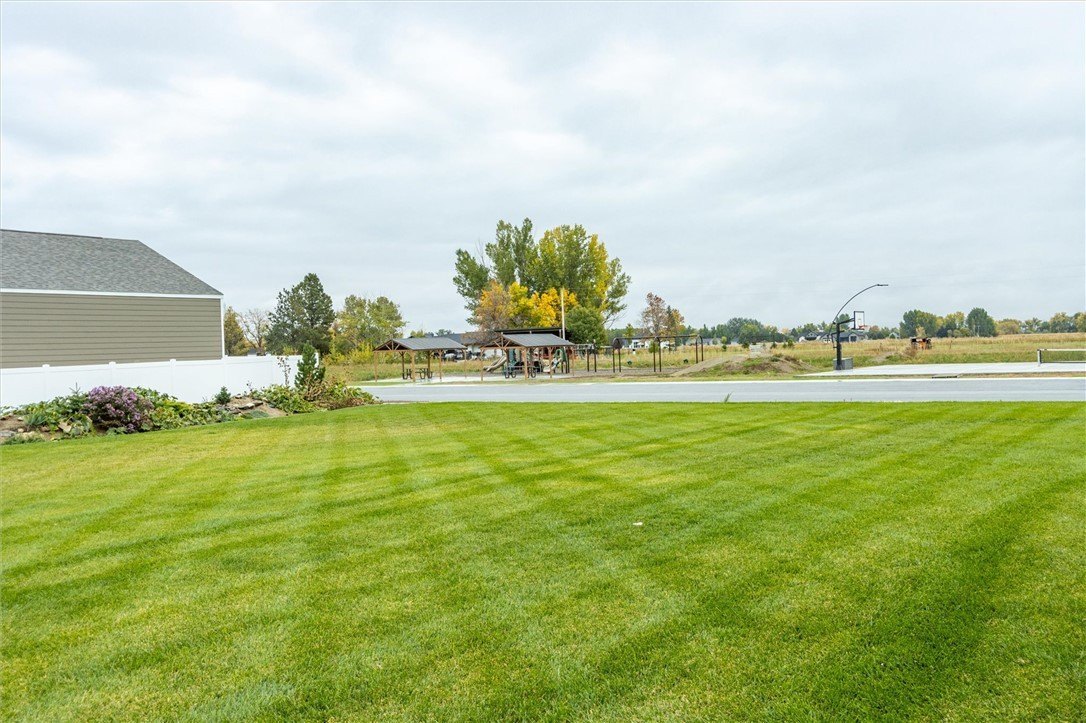 Billings, Montana, 59106, United States, 4 Bedrooms Bedrooms, ,3 BathroomsBathrooms,Residential,For Sale,1989883