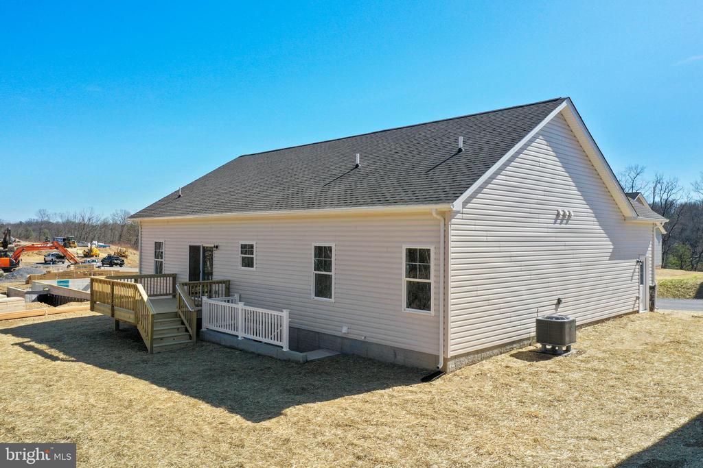 Boyce, Virginia, 22620, United States, 3 Bedrooms Bedrooms, ,2 BathroomsBathrooms,Residential,For Sale,1978758