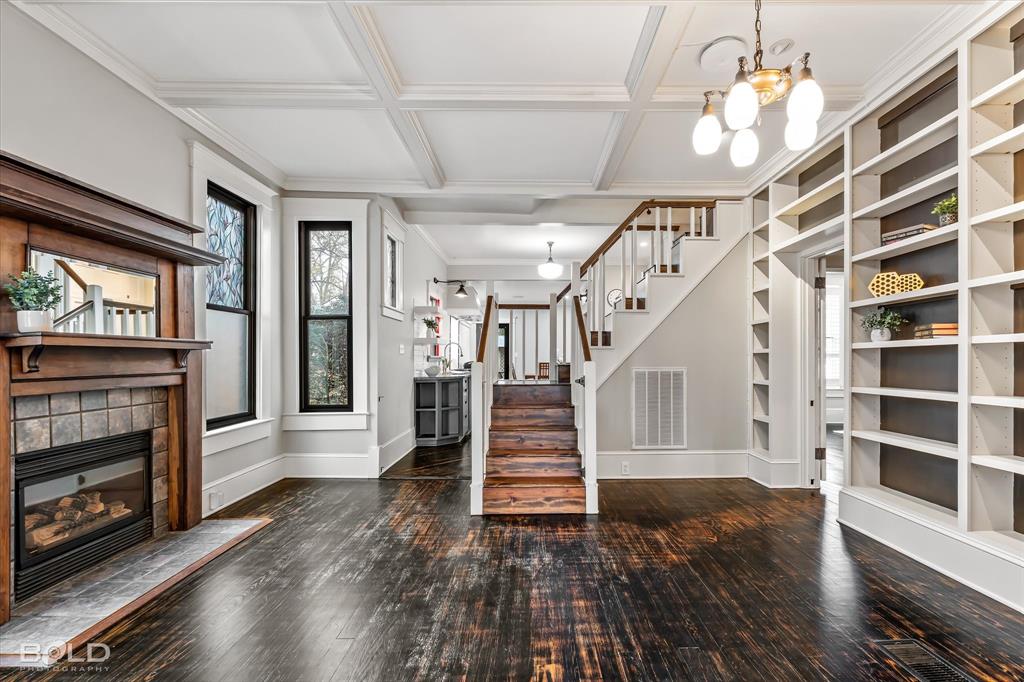 Shreveport, Louisiana, 71104, United States, 4 Bedrooms Bedrooms, ,5 BathroomsBathrooms,Residential,For Sale,1795107