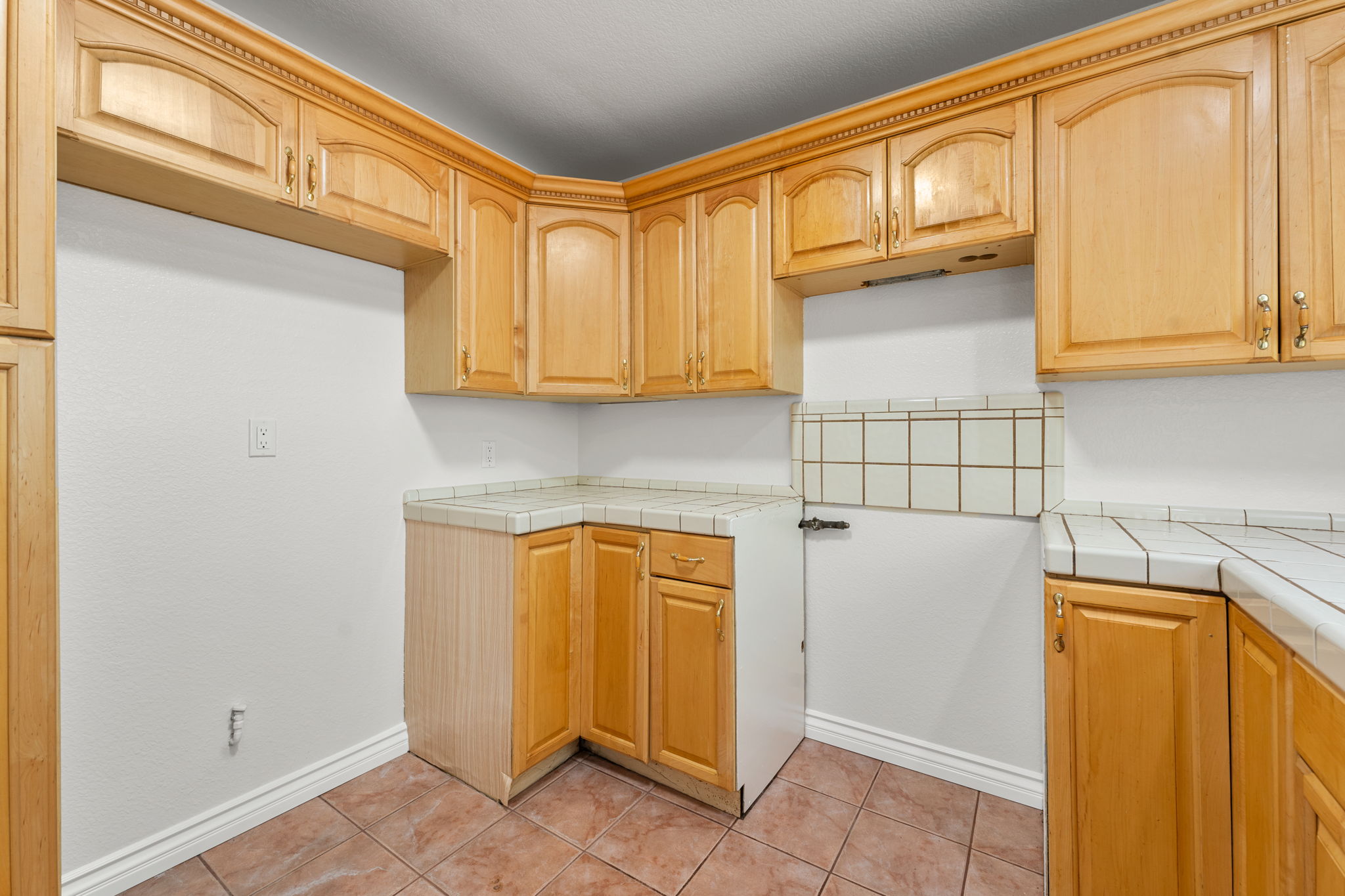 Lytle Creek, California, 92358, United States, 3 Bedrooms Bedrooms, ,2 BathroomsBathrooms,Residential,For Sale,1995534