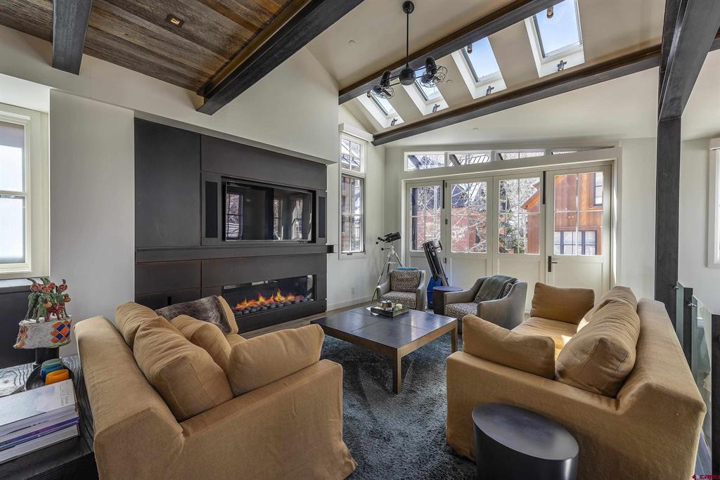 Telluride, Colorado, 81435, United States, 5 Bedrooms Bedrooms, ,6 BathroomsBathrooms,Residential,For Sale,1999717