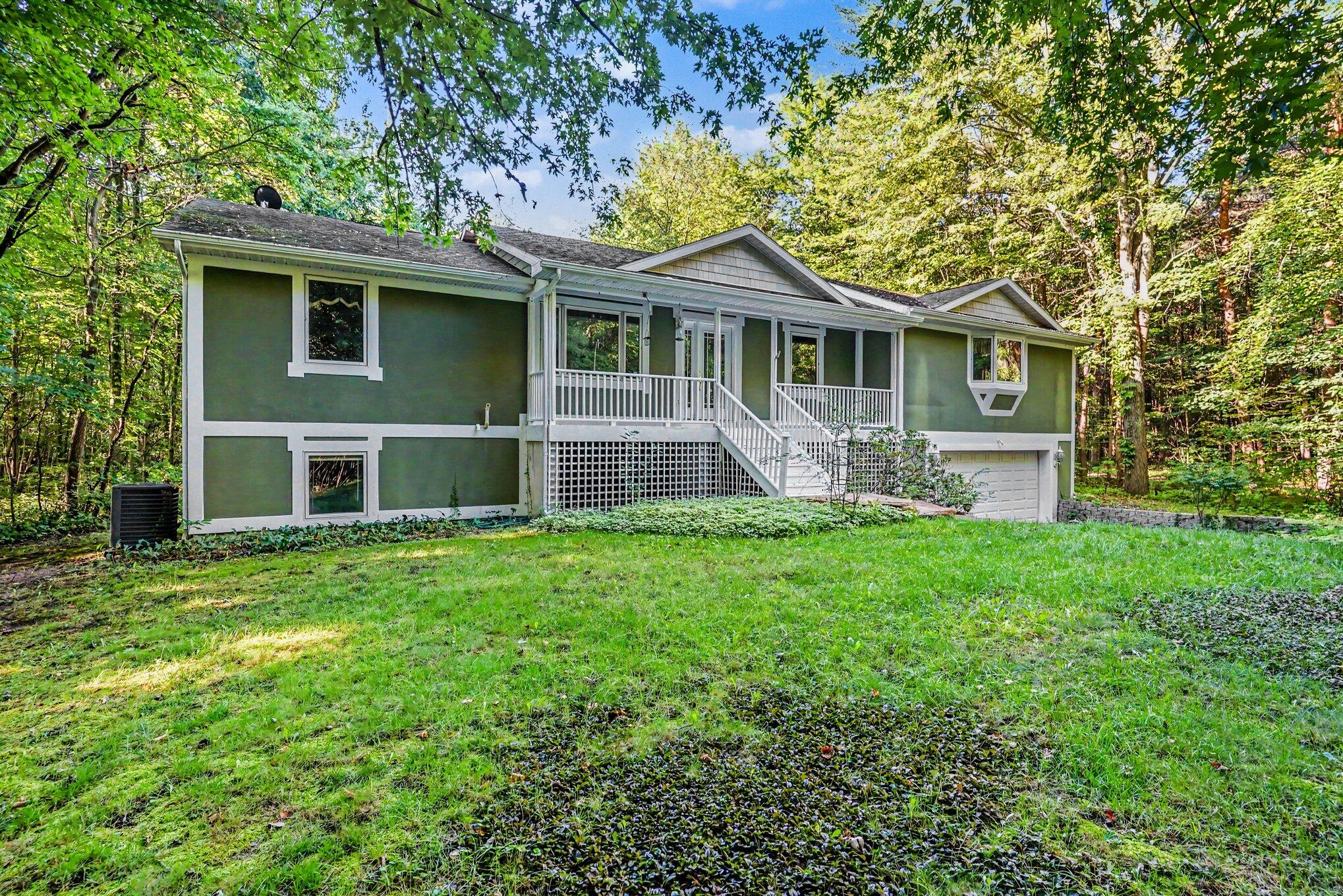 Osborn St, Grand Haven, MI 49417 #1