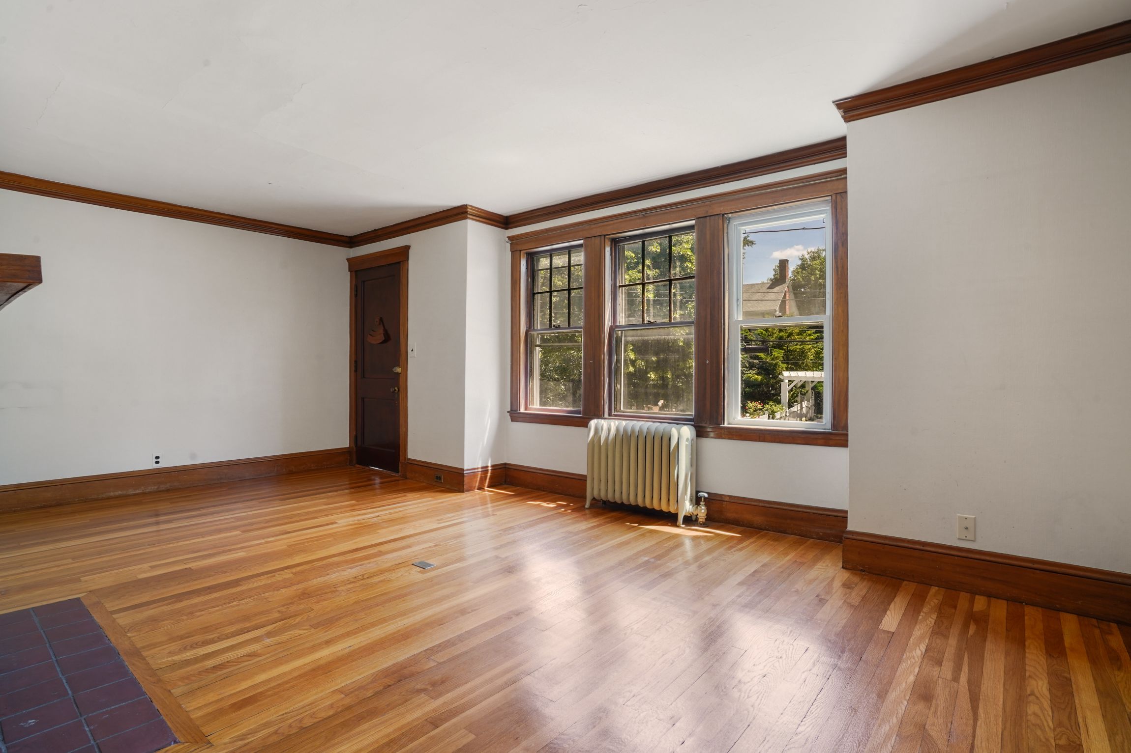  379-381 Newtonville Ave, Newton, MA, 02460 - 物件實景