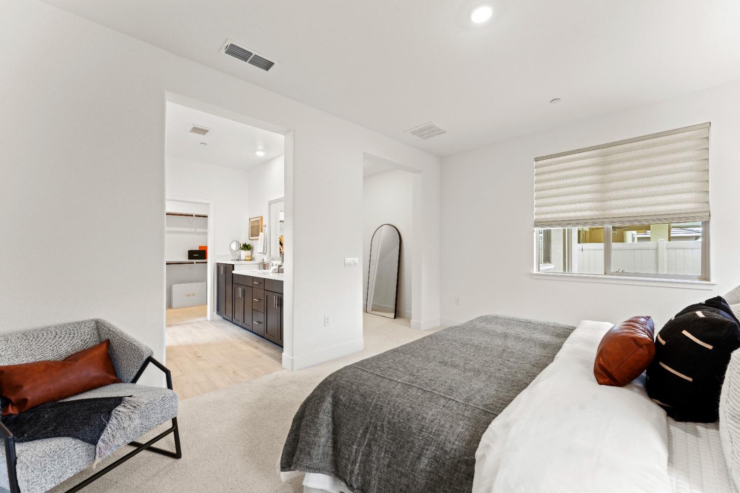 El Dorado Hills, California, 95762, United States, 2 Bedrooms Bedrooms, ,3 BathroomsBathrooms,Residential,For Sale,1787818