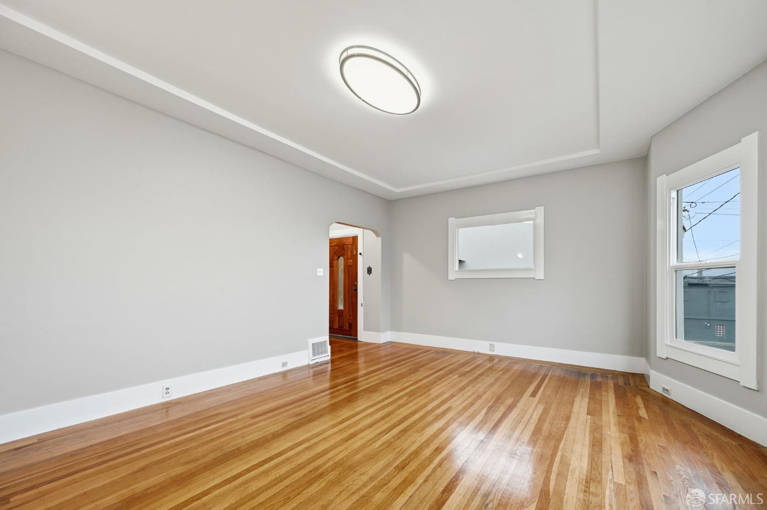 San Francisco, California, 94112, United States, 2 Bedrooms Bedrooms, ,1 BathroomBathrooms,Residential,For Sale,2008516