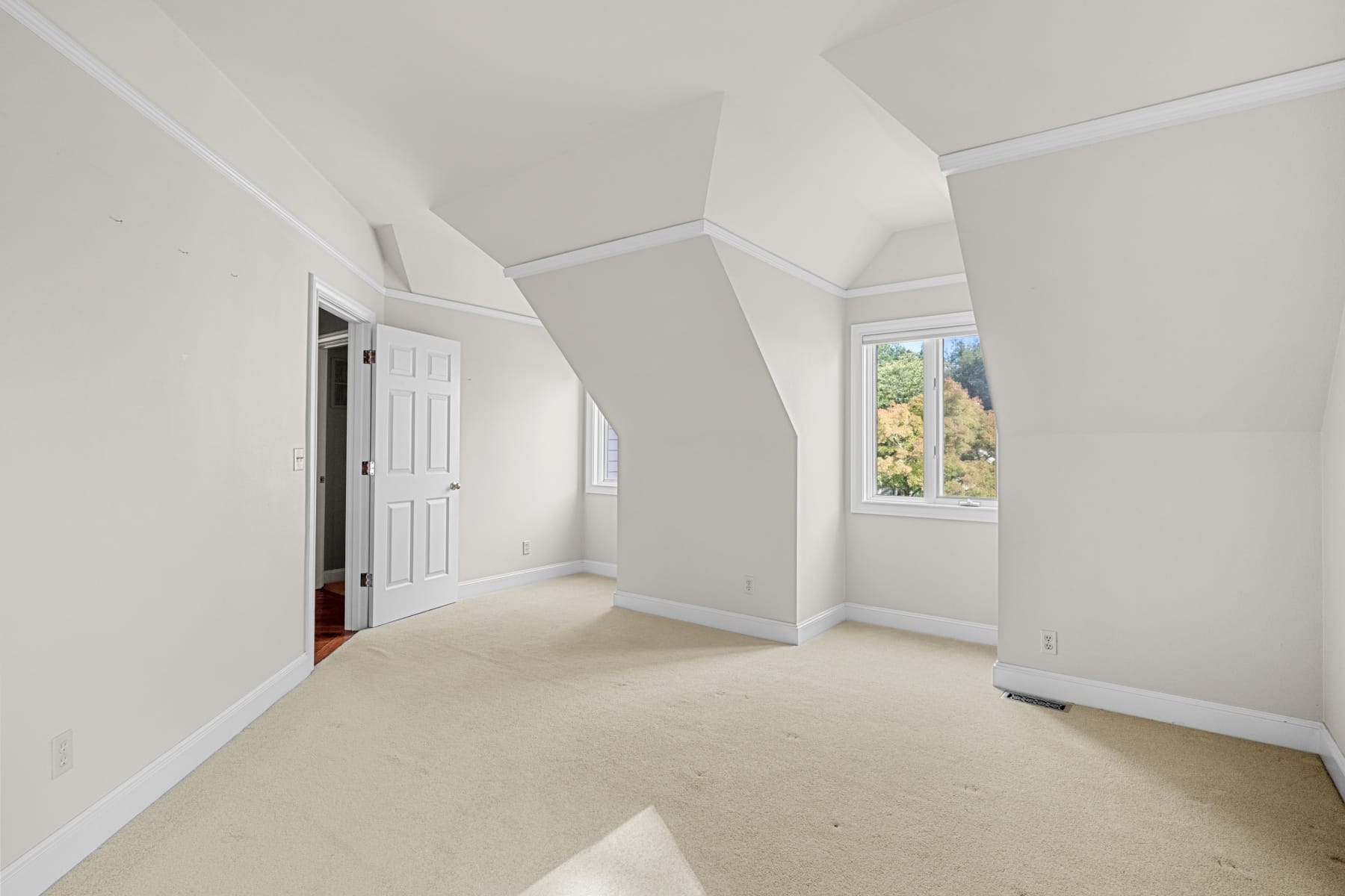  16419 LEXINGTON CT Lake Oswego, OR 97034 - 物件實景