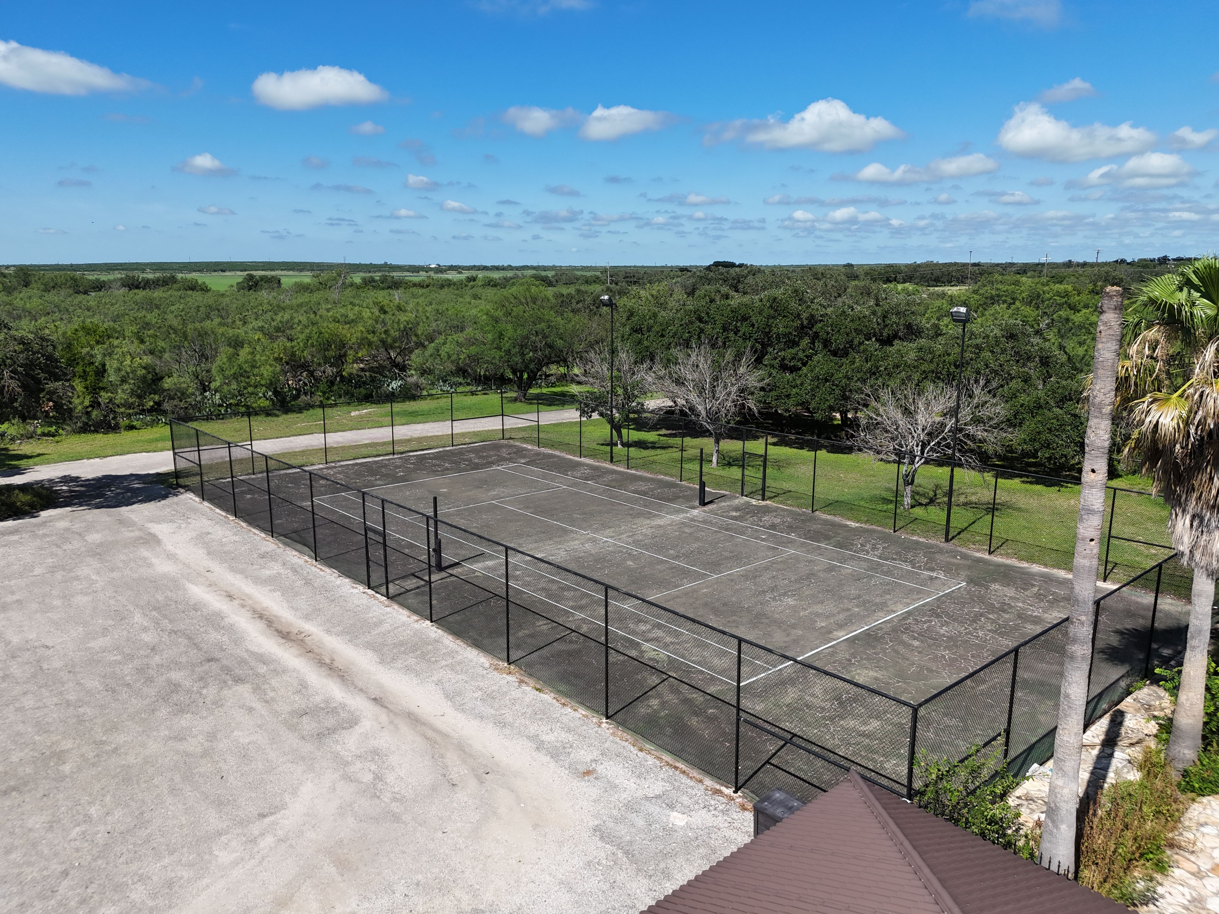  Apache Hill Ranch in Uvalde County - 物件實景