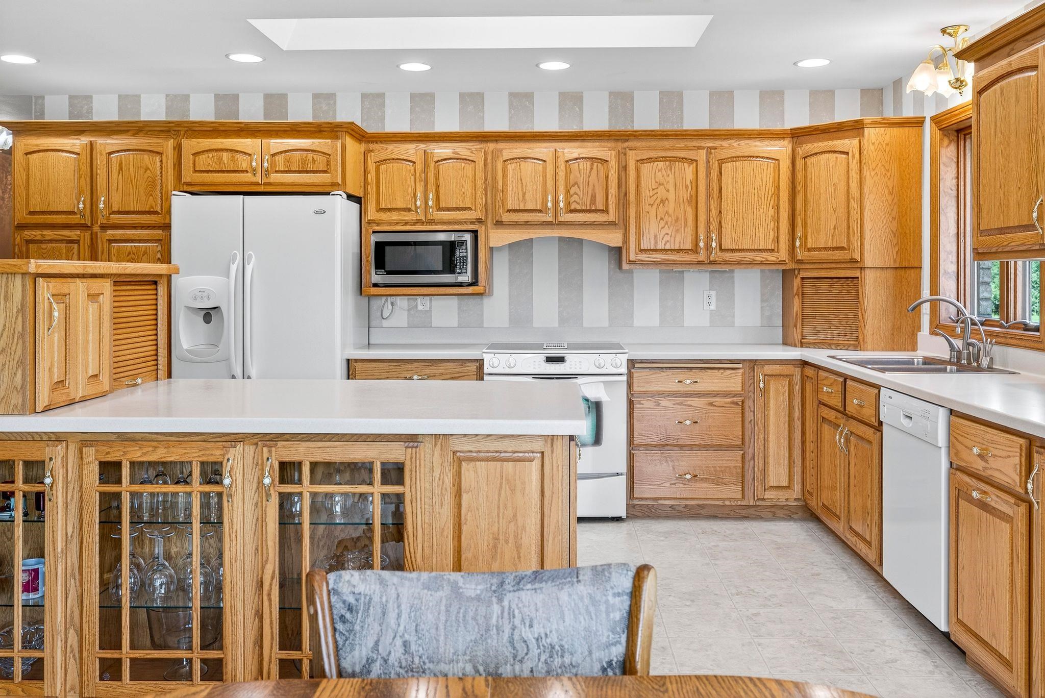 Redgranite, Wisconsin, 54970, United States, 3 Bedrooms Bedrooms, ,3 BathroomsBathrooms,Residential,For Sale,1982577