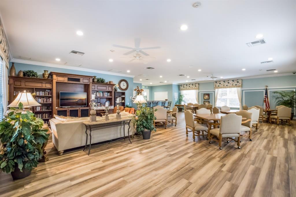 Bradenton, Florida, 34209, United States, 5 Bedrooms Bedrooms, ,3 BathroomsBathrooms,Residential,For Sale,1916938