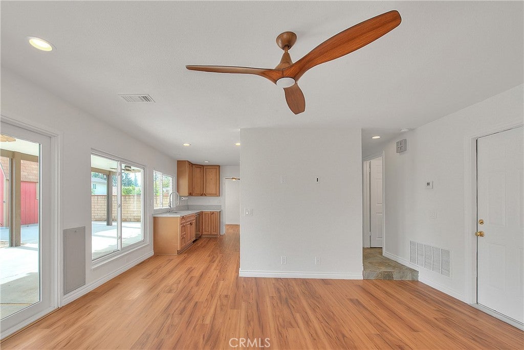 Ontario, California, 91764, United States, 4 Bedrooms Bedrooms, ,3 BathroomsBathrooms,Residential,For Sale,1992341