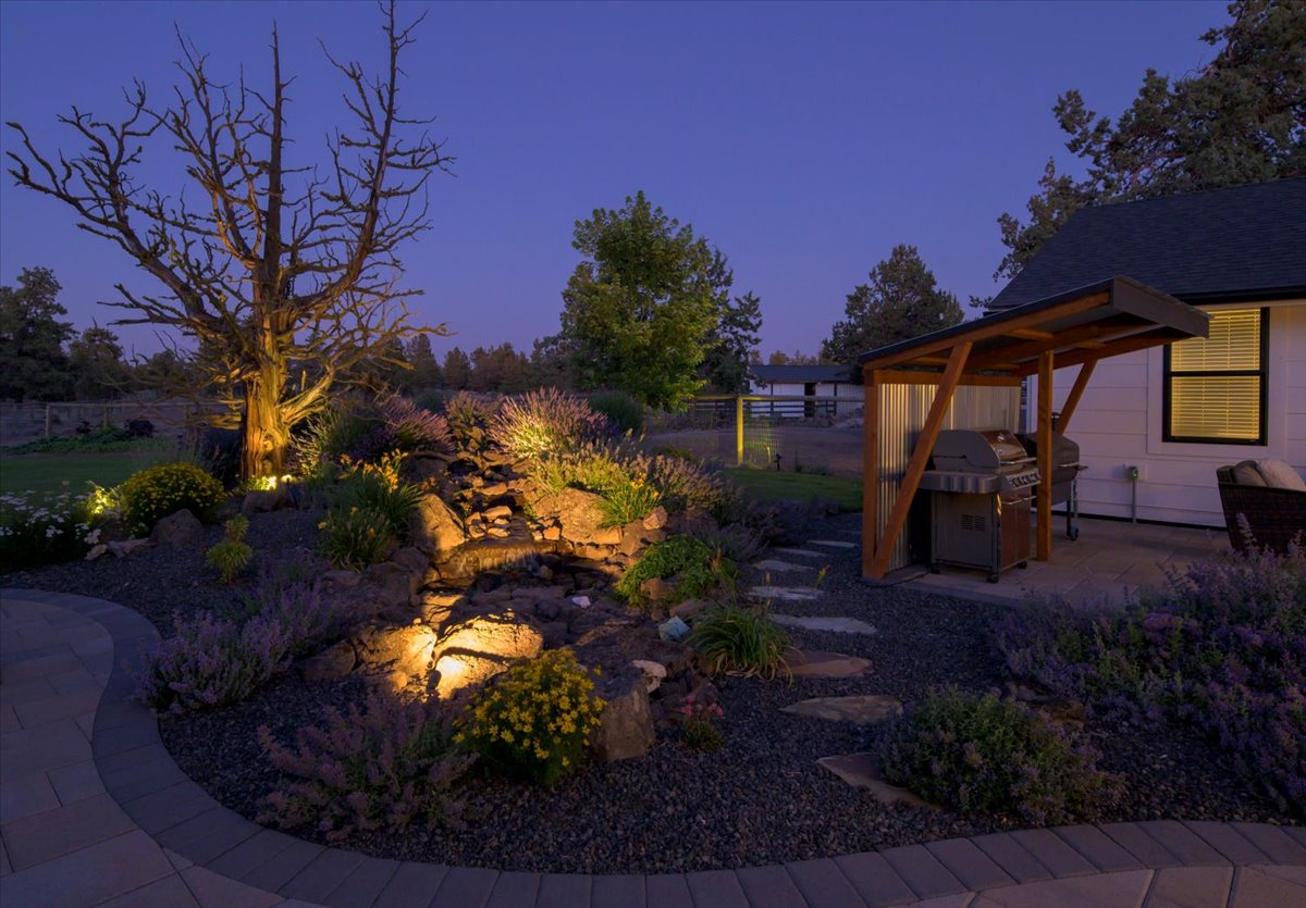 Redmond, Oregon, 97756, United States, 4 Bedrooms Bedrooms, ,3 BathroomsBathrooms,Residential,For Sale,1901092