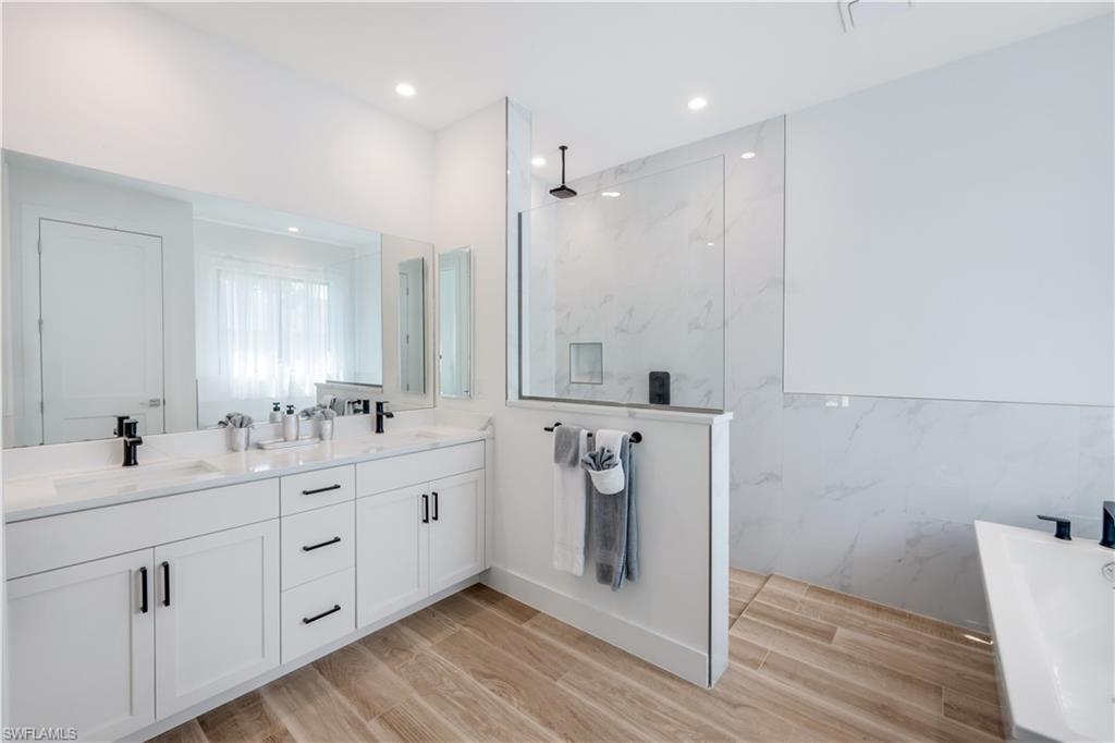 Cape Coral, Florida, 33914, United States, 3 Bedrooms Bedrooms, ,2 BathroomsBathrooms,Residential,For Sale,1737746