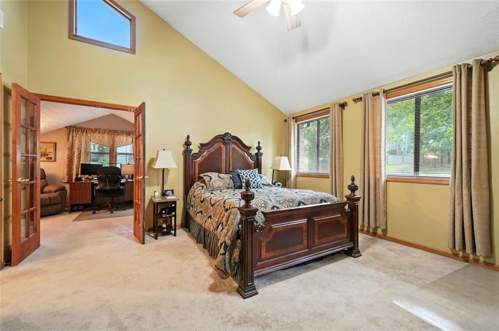 Roswell, Georgia, 30076, United States, 5 Bedrooms Bedrooms, ,4 BathroomsBathrooms,Residential,For Sale,1917059