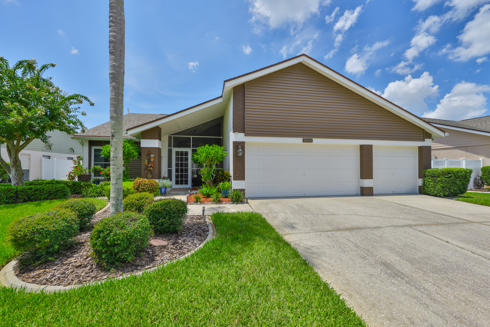 Tampa, Florida, 33635, United States, 4 Bedrooms Bedrooms, ,2 BathroomsBathrooms,Residential,For Sale,1996495