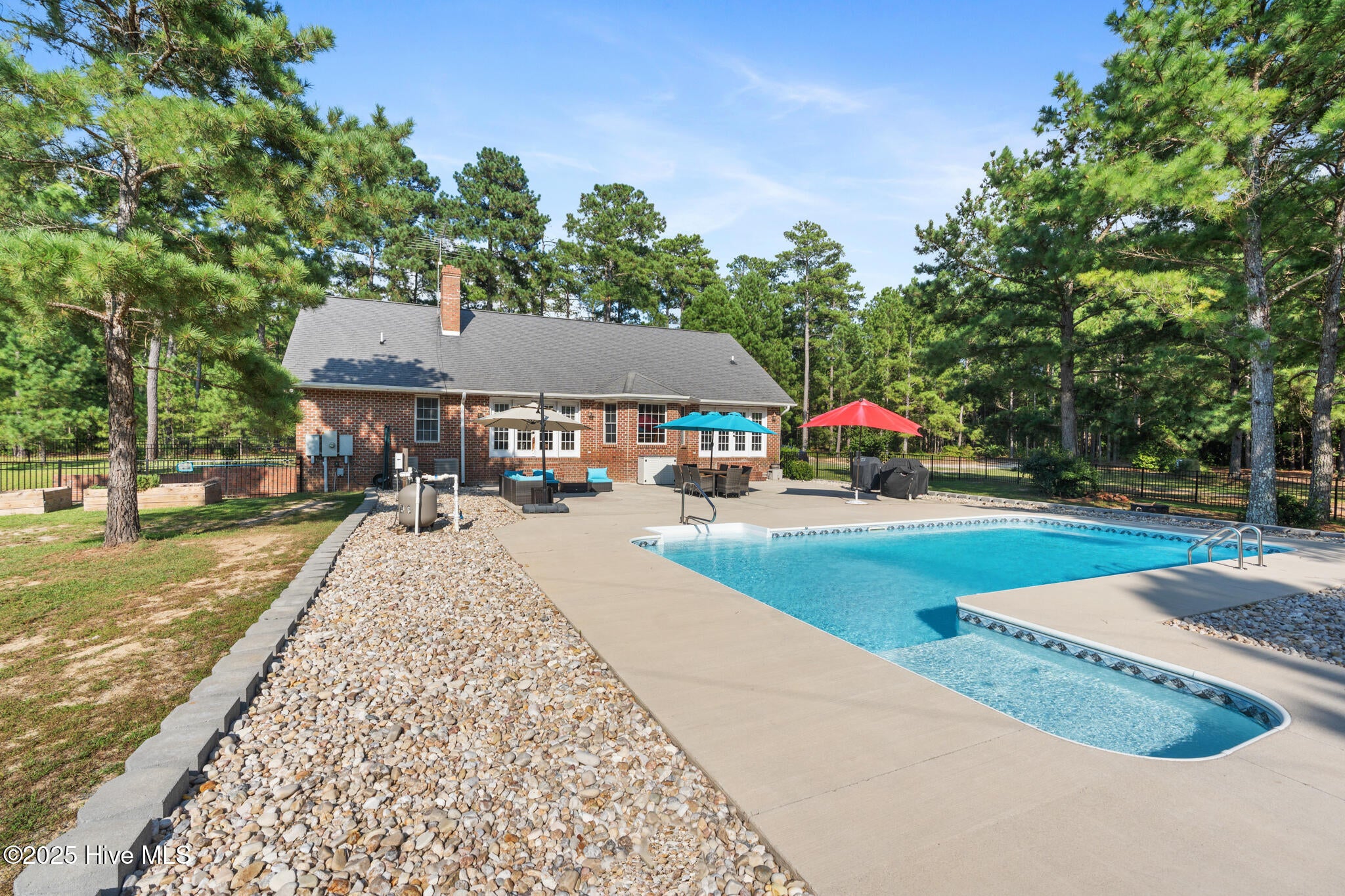 Ellerbe, North Carolina, 28338, United States, 3 Bedrooms Bedrooms, ,2 BathroomsBathrooms,Residential,For Sale,1926015
