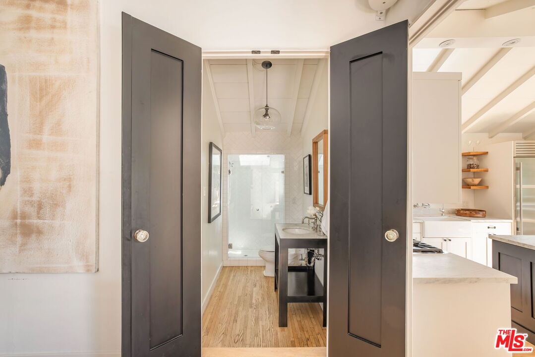 West Hollywood, California, 90048, United States, 3 Bedrooms Bedrooms, ,1 BathroomBathrooms,Residential,For Sale,1993483