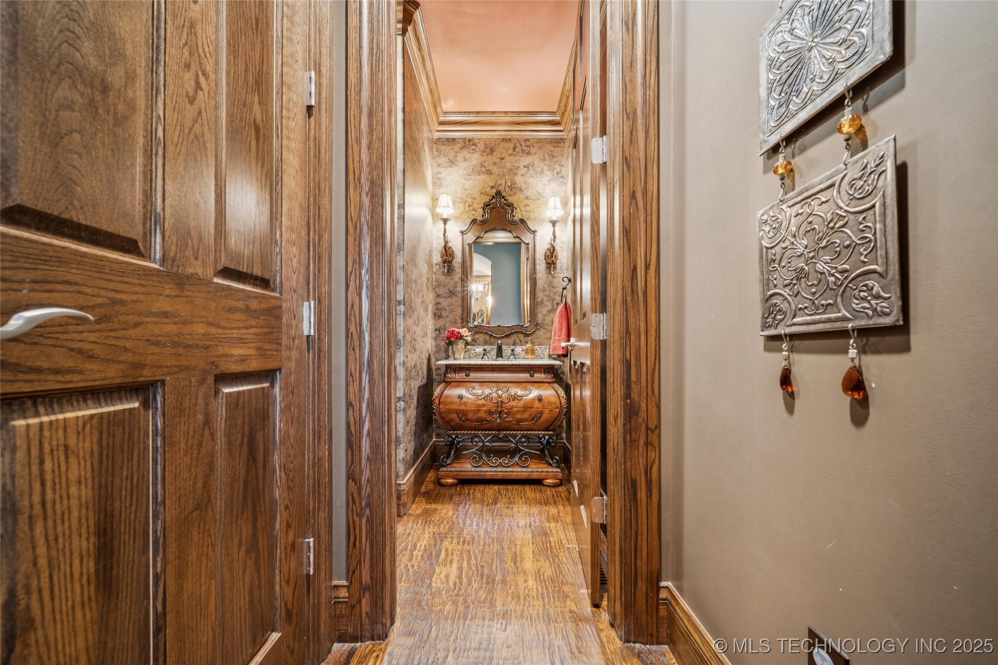 Mounds, Oklahoma, 74047, United States, 4 Bedrooms Bedrooms, ,6 BathroomsBathrooms,Residential,For Sale,1960960