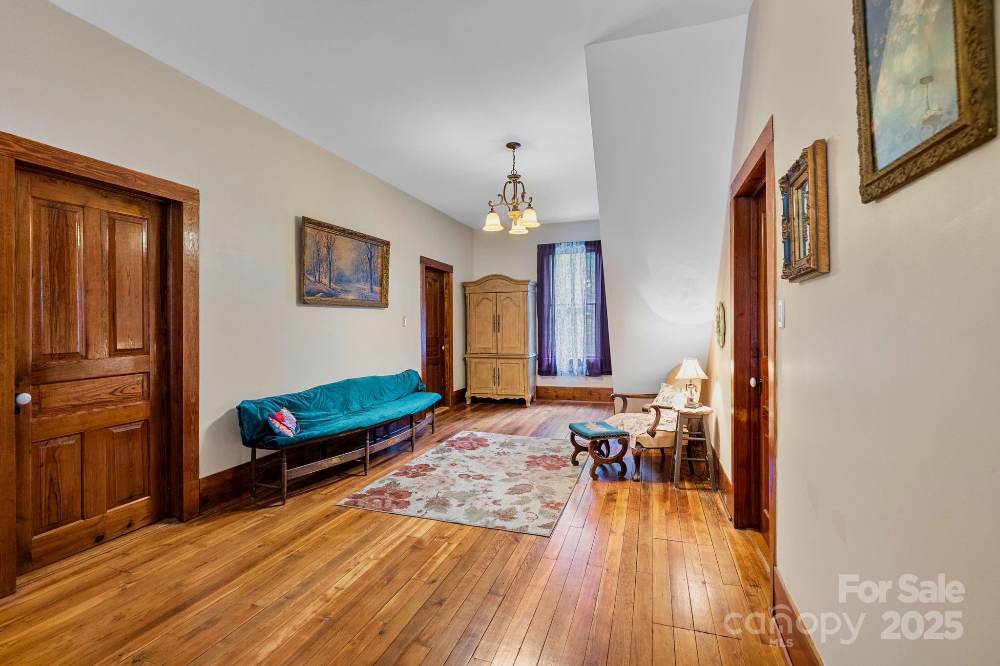 Hendersonville, North Carolina, 28739, United States, 6 Bedrooms Bedrooms, ,5 BathroomsBathrooms,Residential,For Sale,1825253