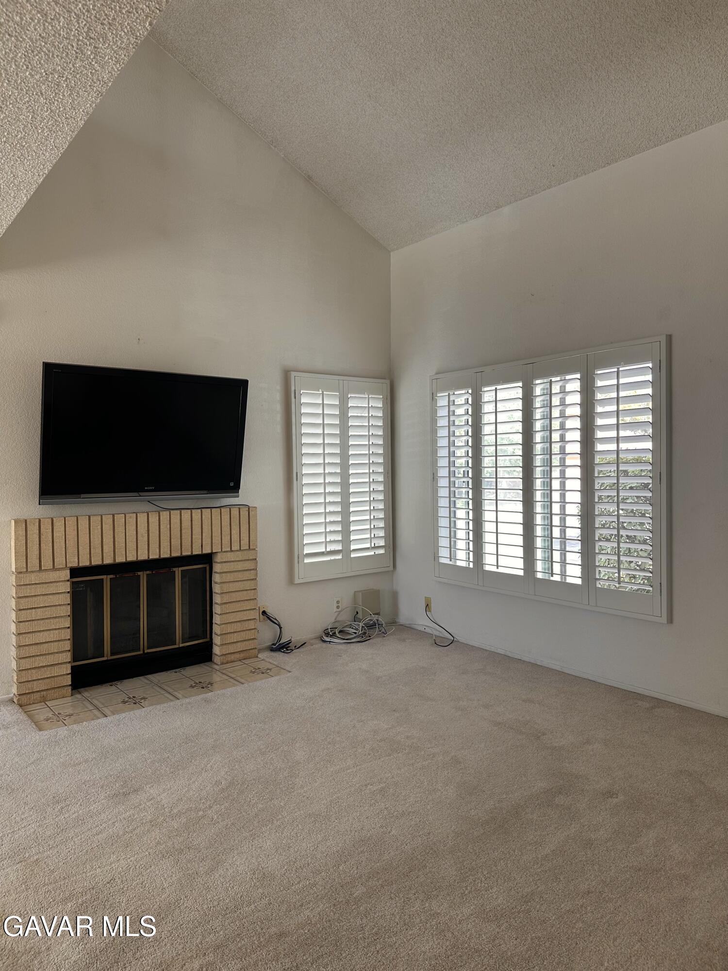 Palmdale, California, 93551, United States, 3 Bedrooms Bedrooms, ,3 BathroomsBathrooms,Residential,For Sale,1973672