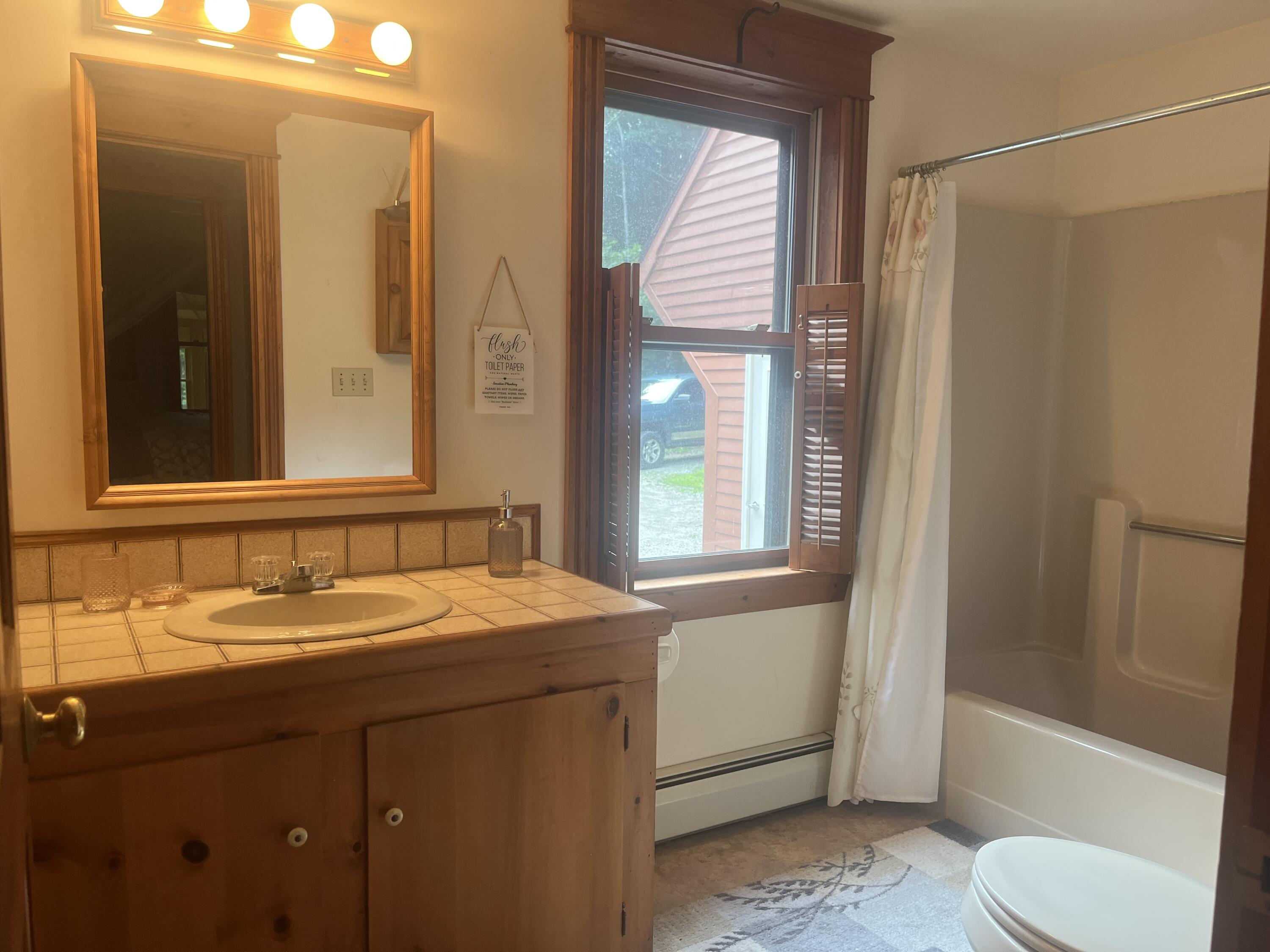Kennebunk, Maine, 04043, United States, 3 Bedrooms Bedrooms, ,2 BathroomsBathrooms,Residential,For Sale,1891376