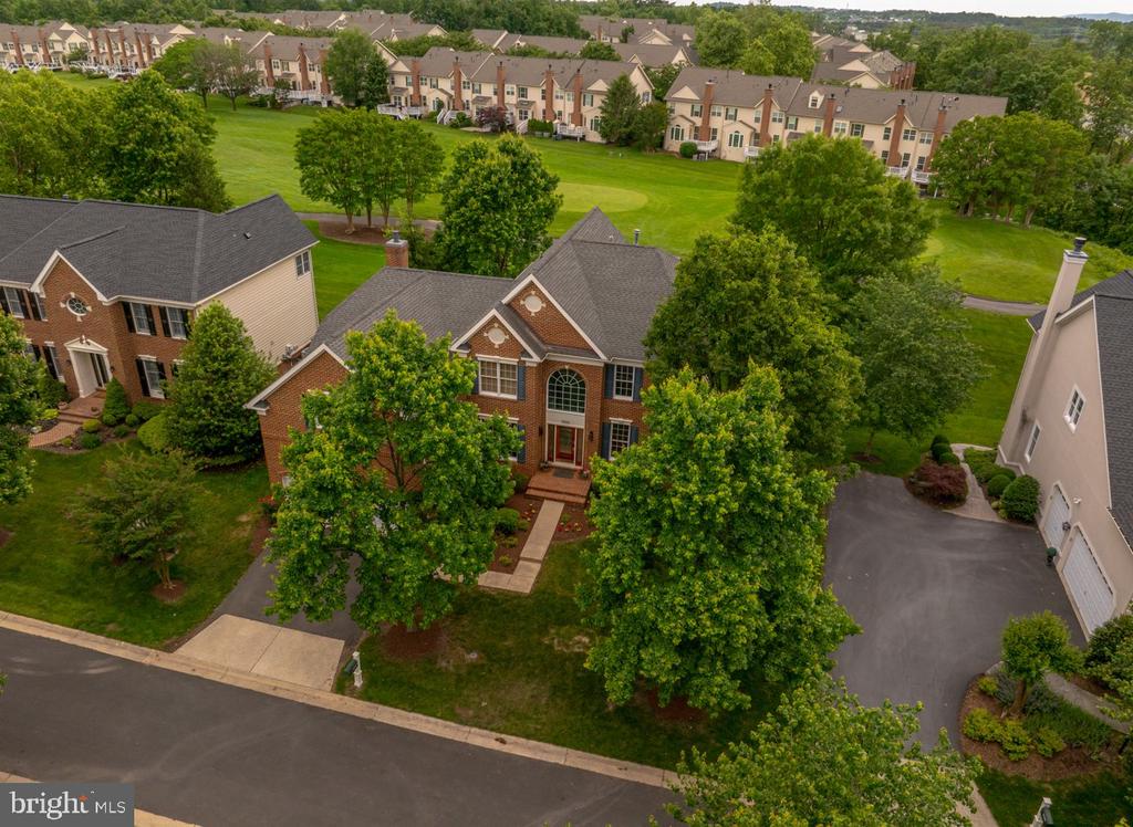 Ashburn, Virginia, 20147, United States, 5 Bedrooms Bedrooms, ,6 BathroomsBathrooms,Residential,For Sale,1839490