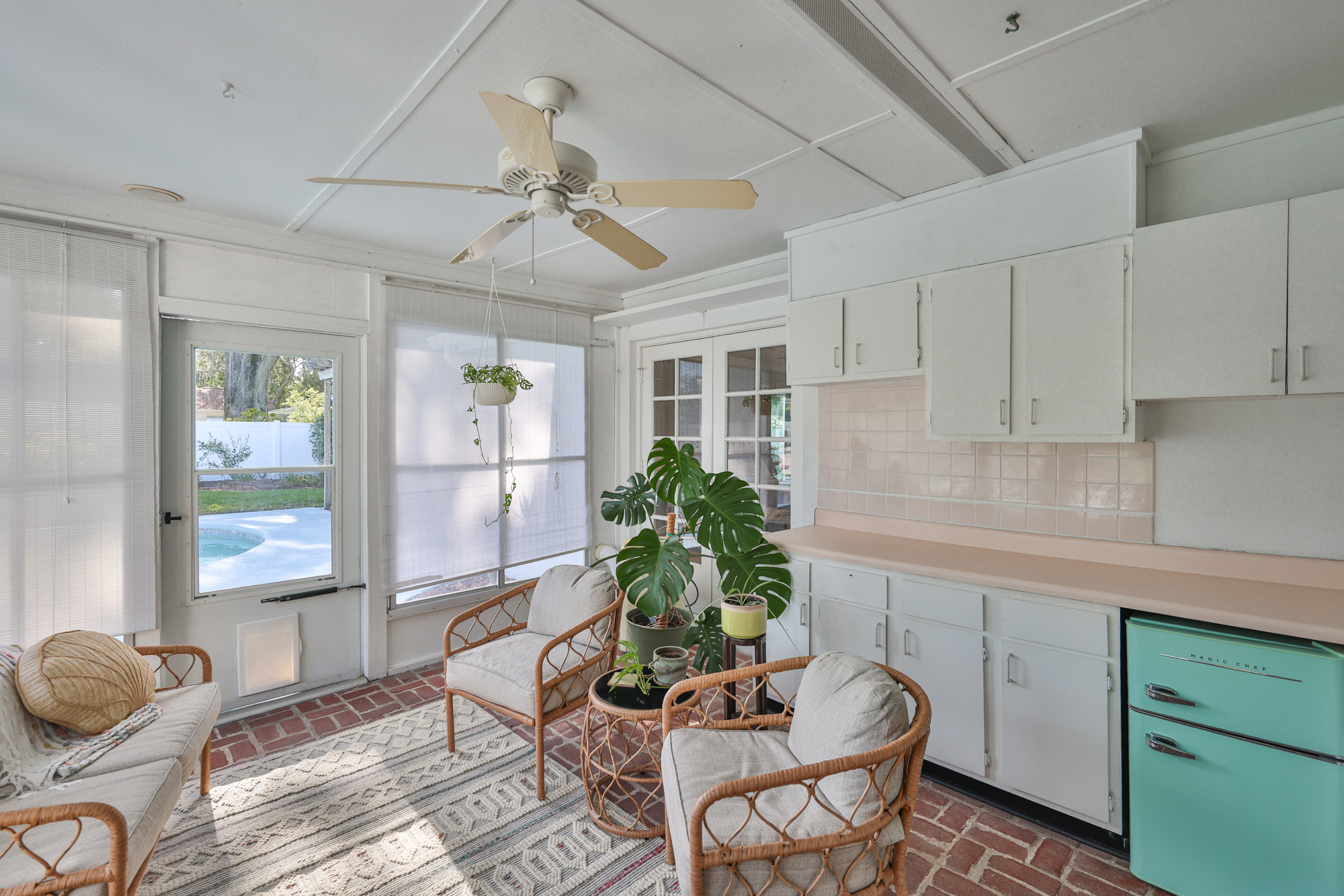 Tampa, Florida, 33613, United States, 3 Bedrooms Bedrooms, ,2 BathroomsBathrooms,Residential,For Sale,1981036